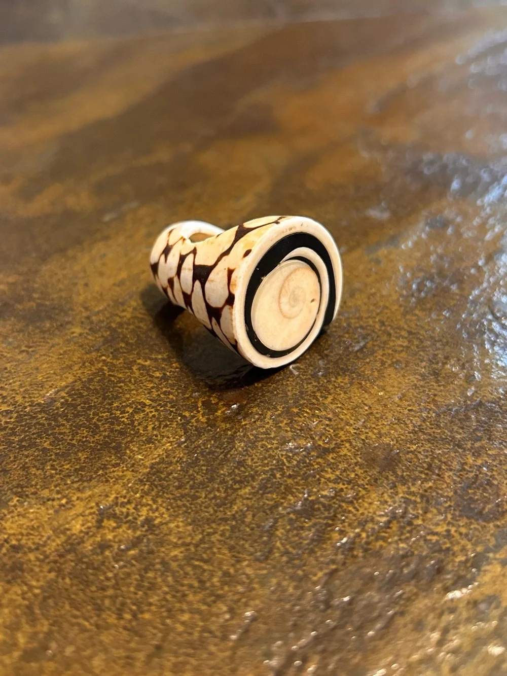Vintage & Unique Ring - Seashell 🐚 side 8